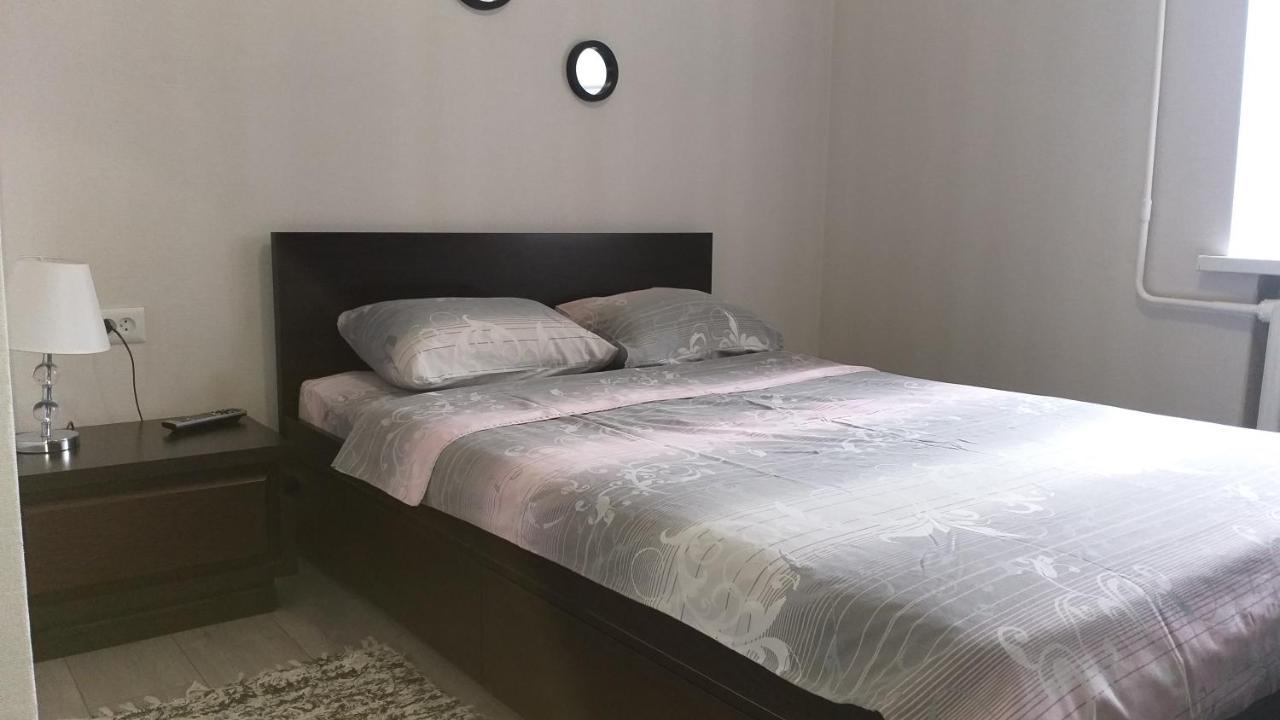 ピンスクApartament Gayadayenko 4アパートメント エクステリア 写真